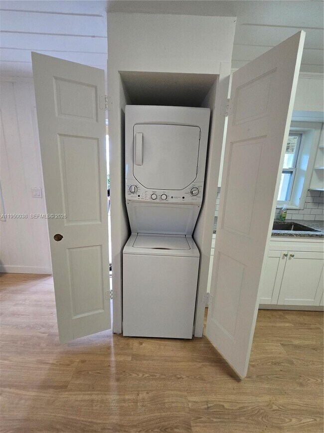 Photo - 4000 Greenwood Ave Unit 1