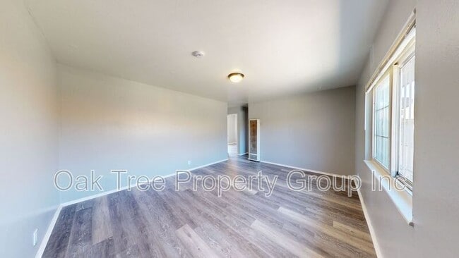 Photo - 6506 Foothill Blvd House