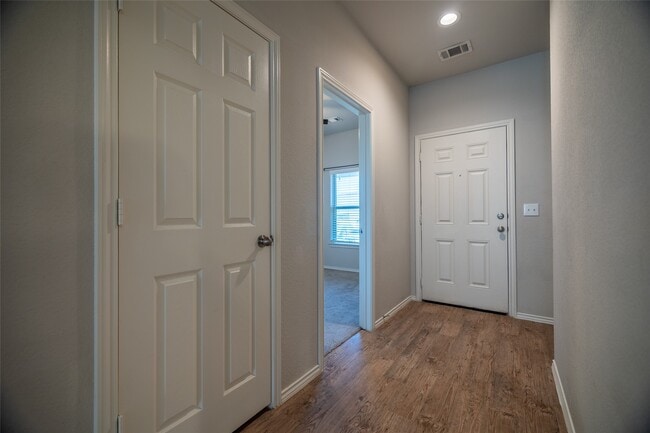 Building Photo - 15054 Paddock Point Ln