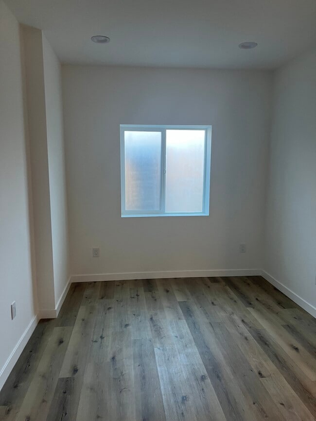 Photo - 304 S Inglewood Ave