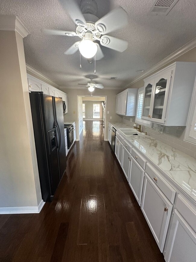 Photo - Gorgeous 3 Bed Brick Home