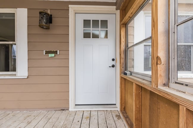 Photo - 4545 Calumet Ave