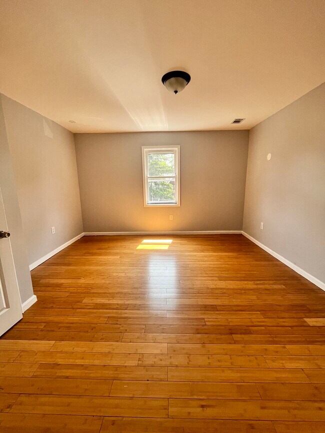 Photo - 164 N 12th St Unidad 3