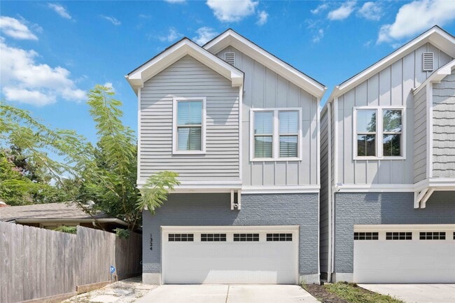 Photo - 1324 W Pierce St