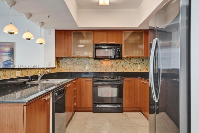 16699 Collins Ave Unit 2405