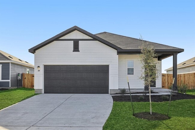 Photo - 108 Eleanor Ln