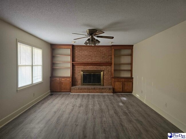 Photo - 285 Timberlake Dr