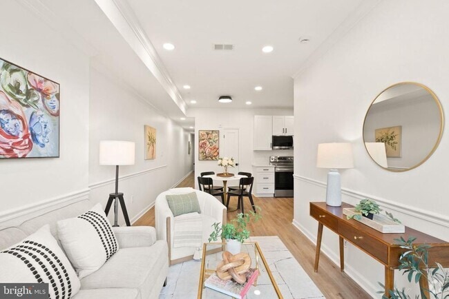 Building Photo - 1138 Florida Ave NE Unit 2 Rental