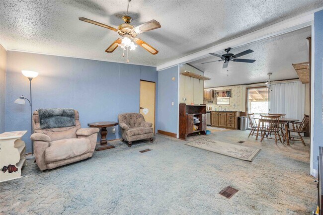 Photo - 20314 Great Lake St