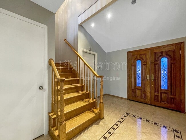 Photo - 9564 Peartree Ln