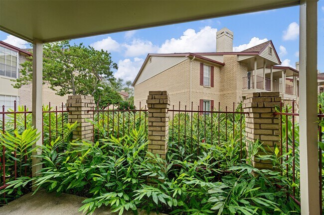 Photo - 2120 El Paseo St Unit True