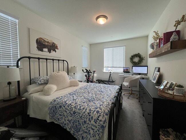 Photo - Beautiful Rockcress Home Near Dining, Shopping, And More!