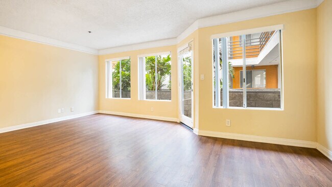 The Encore Apartments For Rent in Sherman Oaks, CA