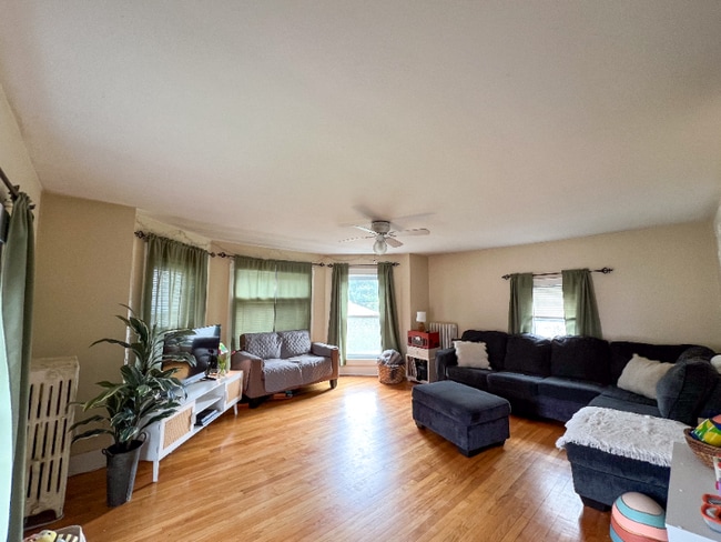 Photo - 16 Jefferson St Apartment Unit 2