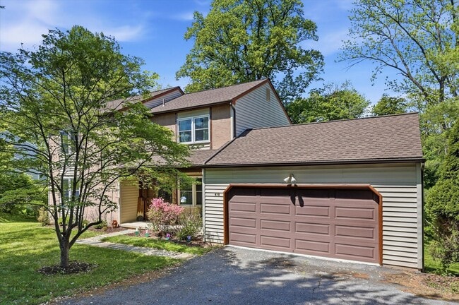 Building Photo - 3B/2.5B Single Family Home In West Chester With Private Back Yard!