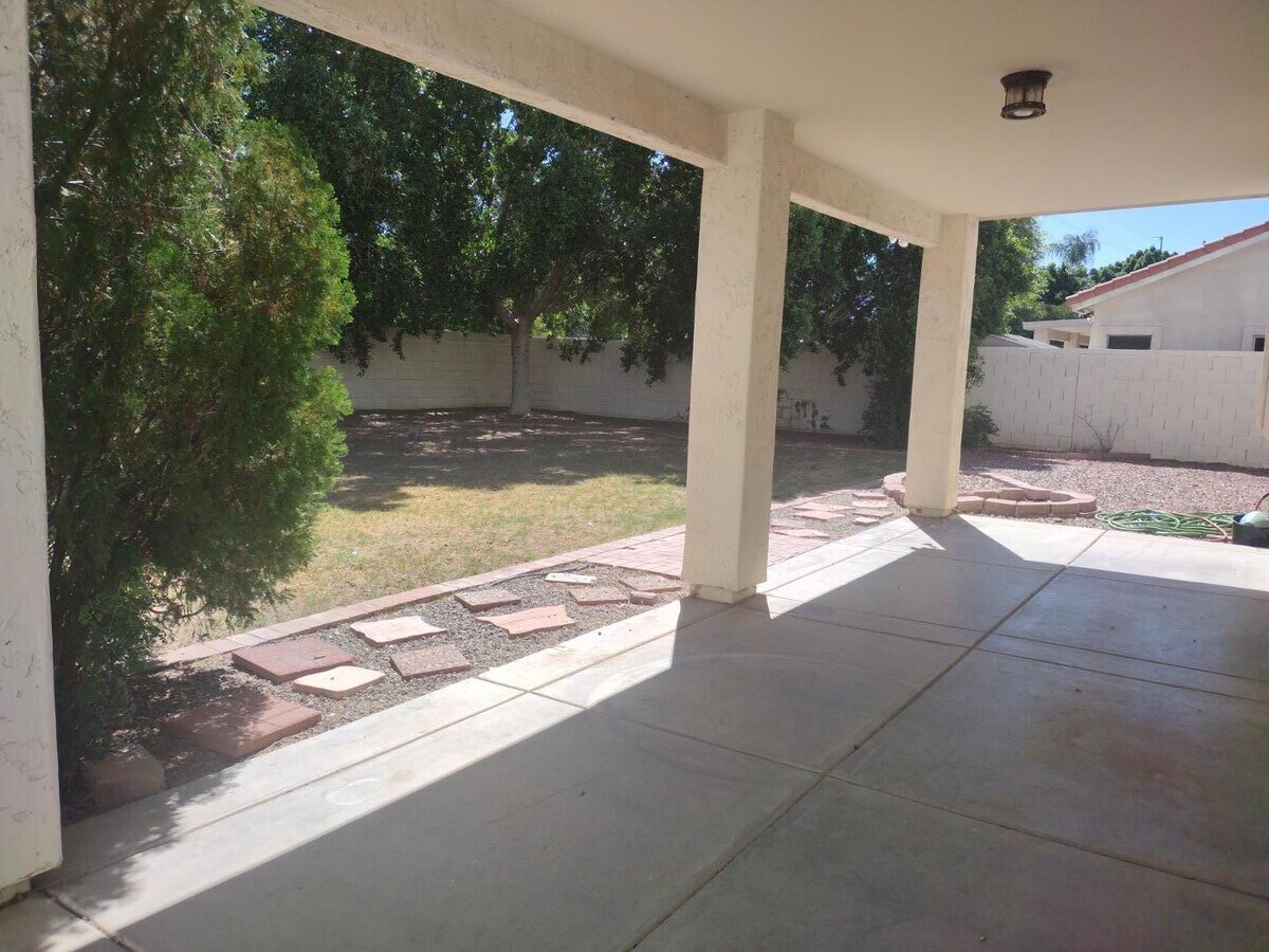 Photo - 5825 W Wethersfield Dr