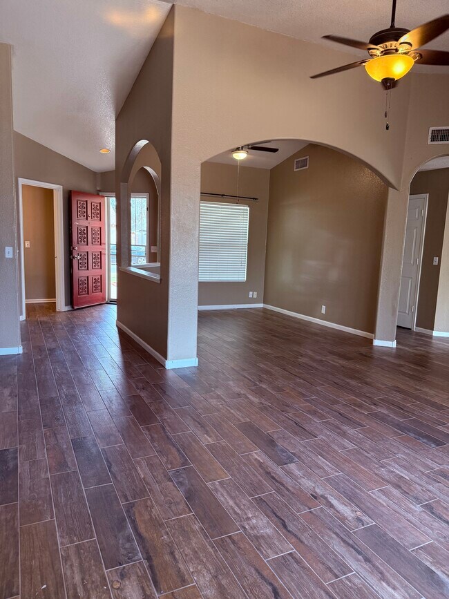 Photo - 10243 W Reade Ave