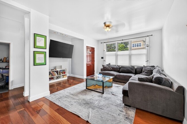 Photo - 166 Woodridge St Unit 1