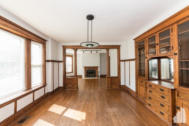 Photo - 4008 N Southport Ave Unit 1