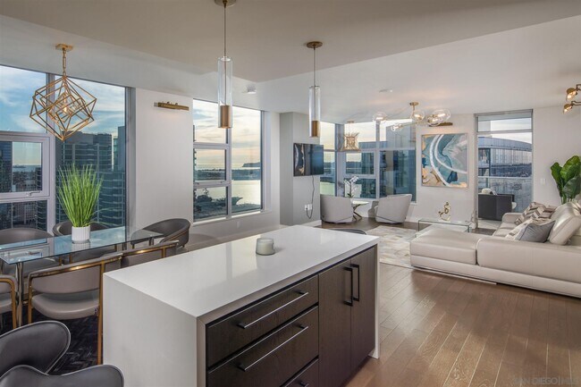 Building Photo - 1388 Kettner Blvd Unit 3405 Rental