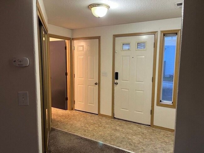 Photo - 809 SE 135th Ct Unit A