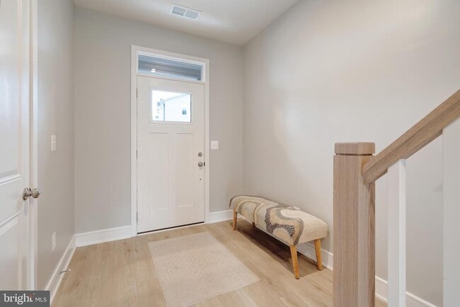 Photo - 105 Checkerspot Wy