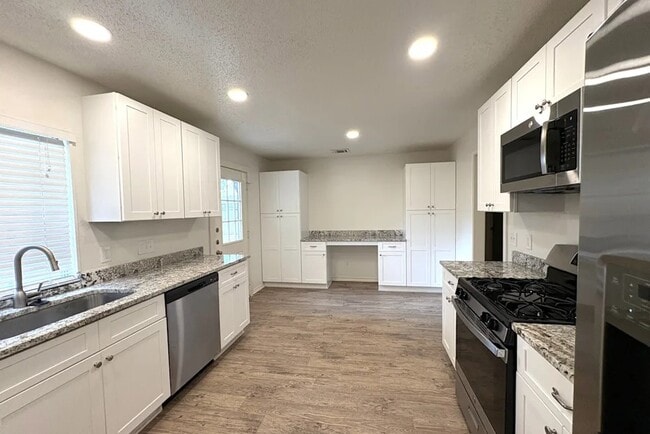 Photo - 4146 Hathaway Dr