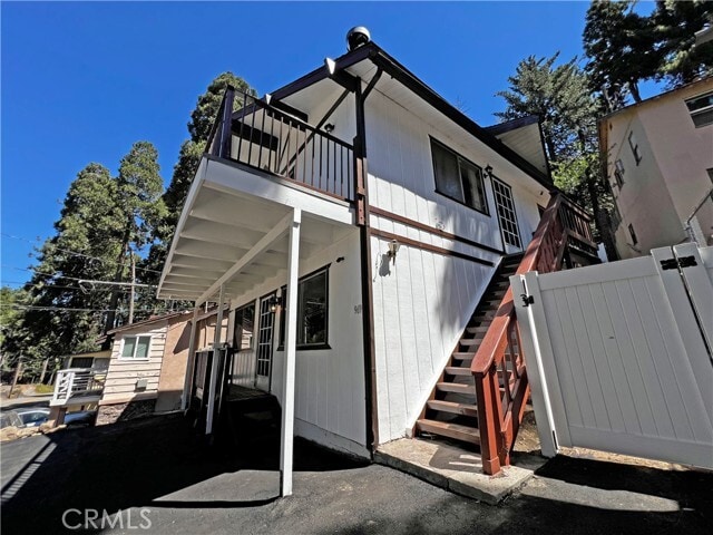 969 Fern Dr