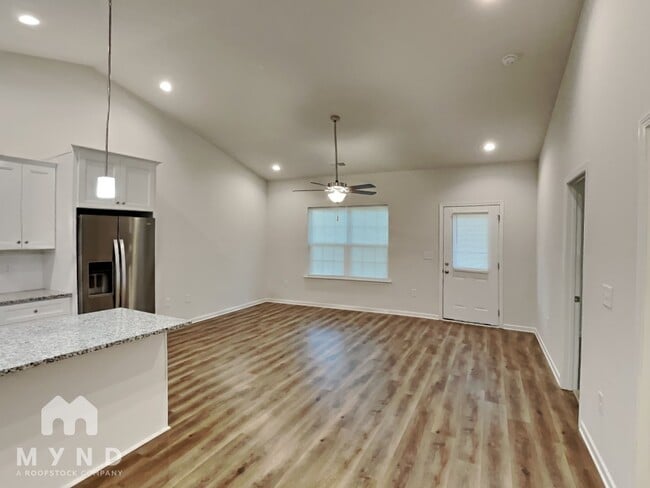 Photo - 1605 N Weldon St