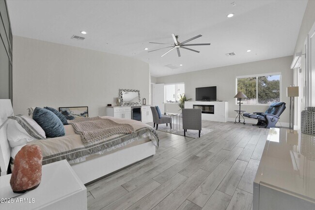 Photo - 13613 N 76th St