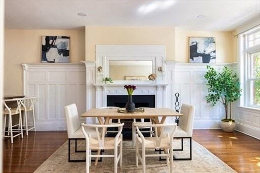 Photo - 1898 Beacon St Unidad 4