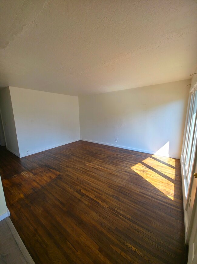 Photo - 10021 SE Harold St
