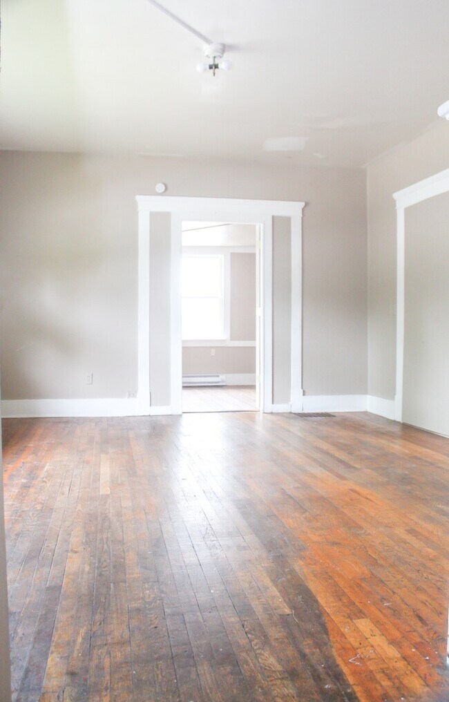 Photo - 437 N Salisbury St Unit 1
