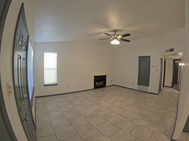 Photo - 2717 Fairway Dr