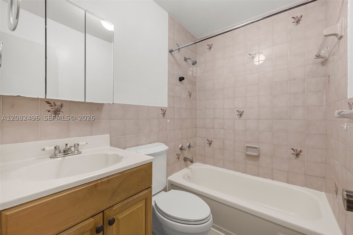 Photo - 1284 W 44th Pl Unit 3