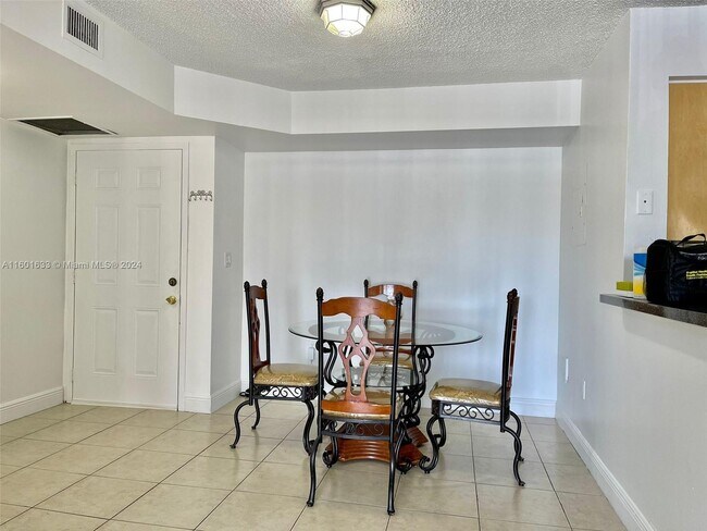 Photo - 15221 SW 80th St