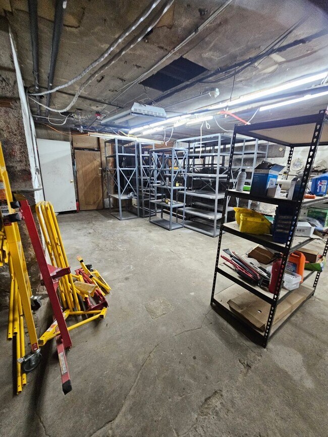 Photo - 5000 N 20th St Unit Commercial