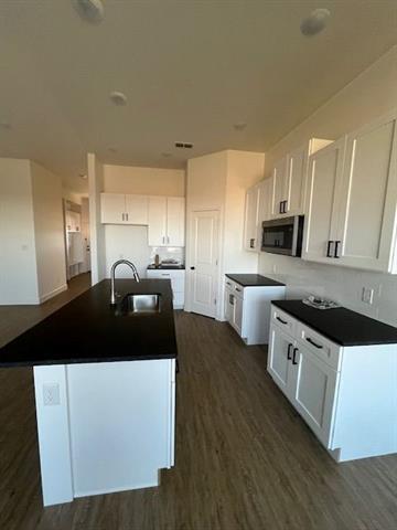390 Kristie Path