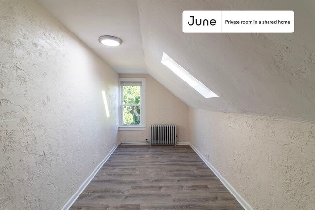 Photo - Room in Shared 6 bed/2 bath home Unit F