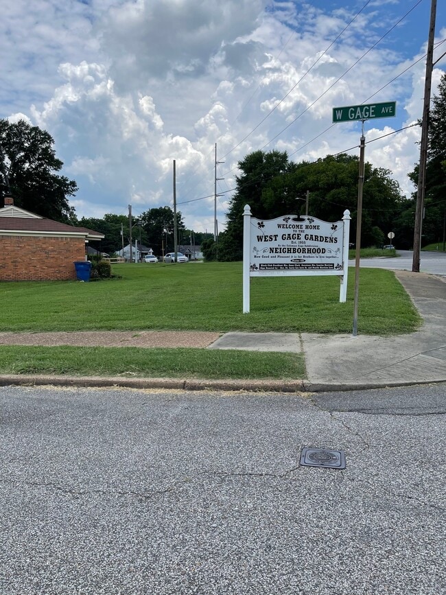 2167 Kansas St