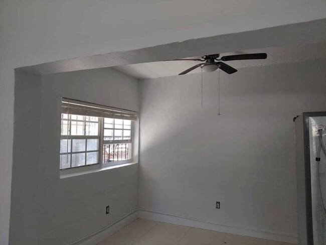 Photo - 5575 NW 7th Ave Unit 3