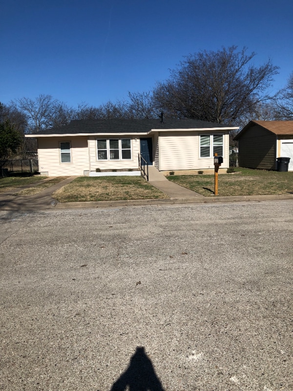 Photo - 1006 Bales St