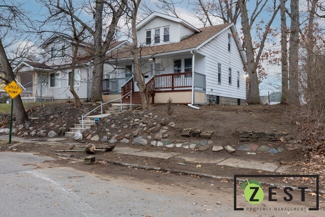 Building Photo - OPEN HOUSE- 2/25! 4PM-430PM! 4-BEDROOM 2-FULL BATHROOMS