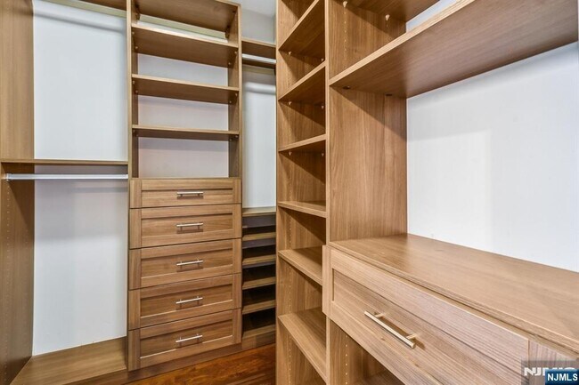 Photo - 3050 Edwin Ave Unit #2D