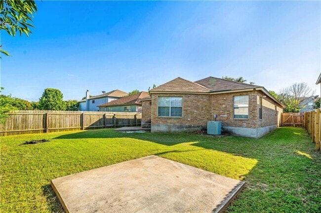 Photo - 2618 Byfield Dr