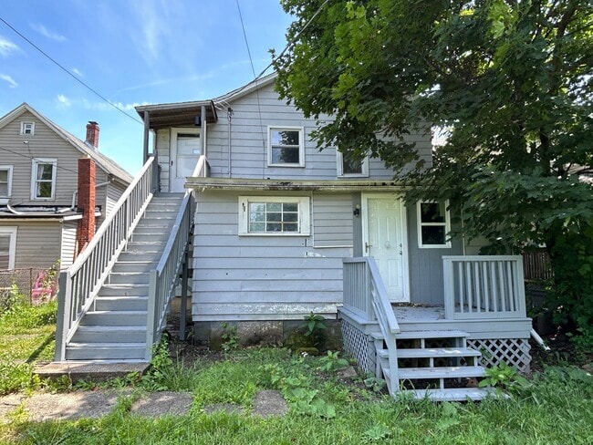 Photo - 640 W 13th St