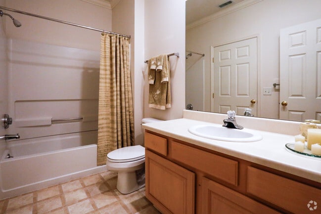 Model - 2 Bed / 2 Bath