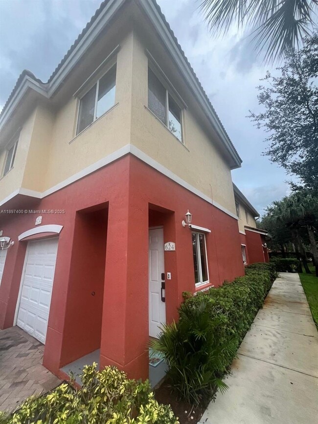 Photo - 3310 Palomino Dr