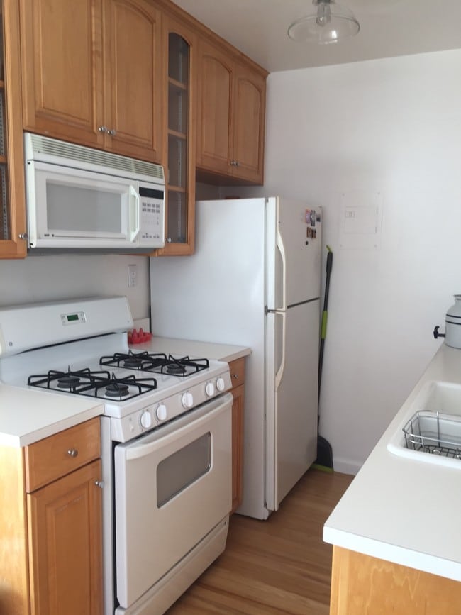 Building Photo - 3101 3rd St Unit 1