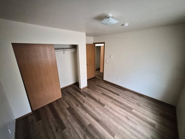 301 E 3rd St Unit 6